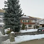 Angi's